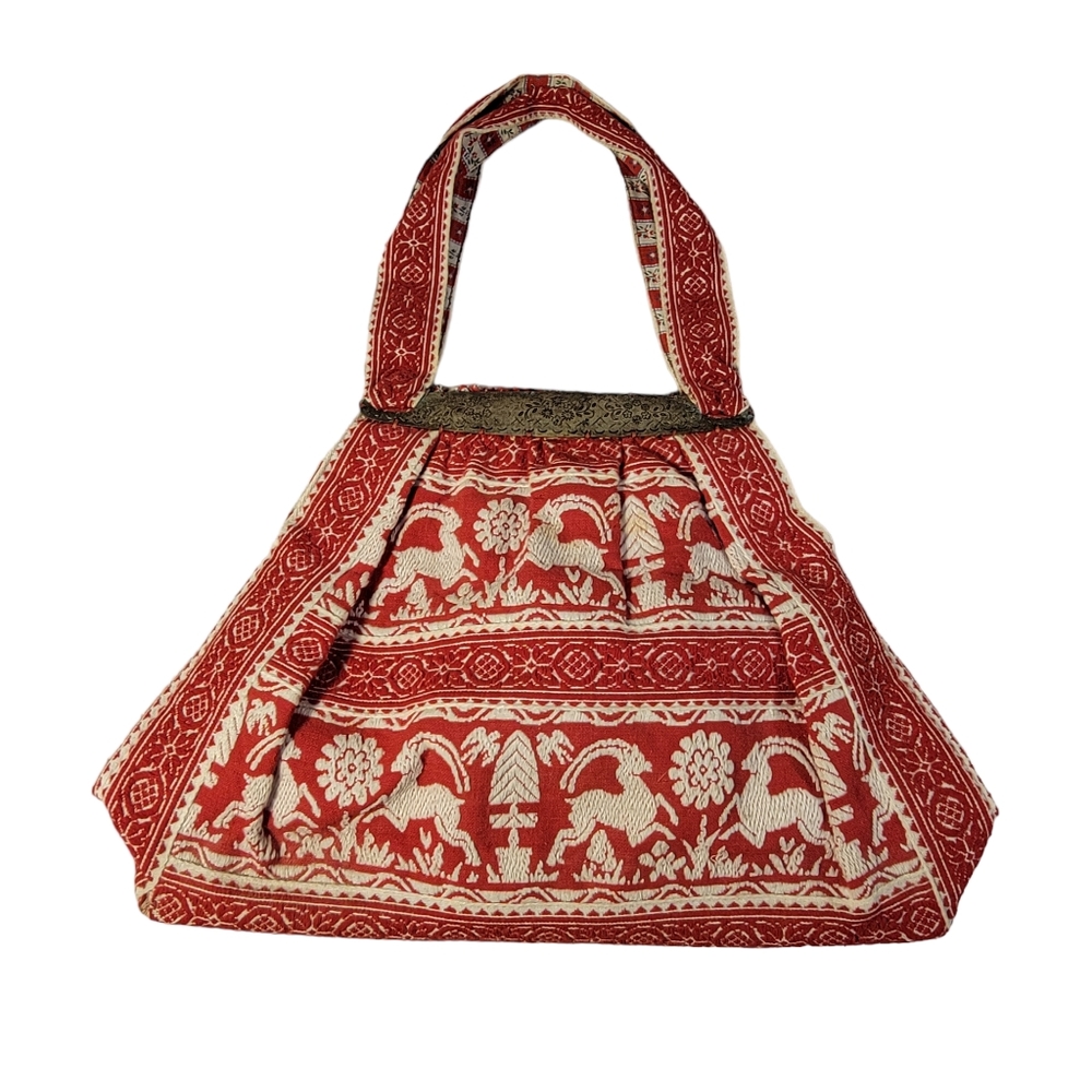 Embroidered Decritive Old Wold Nature Animal Relief Emossed Metal Trim Hand Bag
